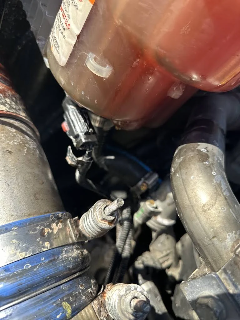 Heavy duty vehicle engine coolant