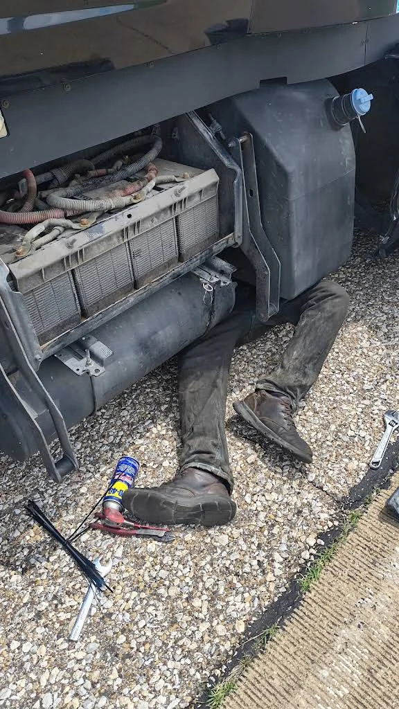 Truck or trailer repair photo shared by Abdi antonio Herrera rivera