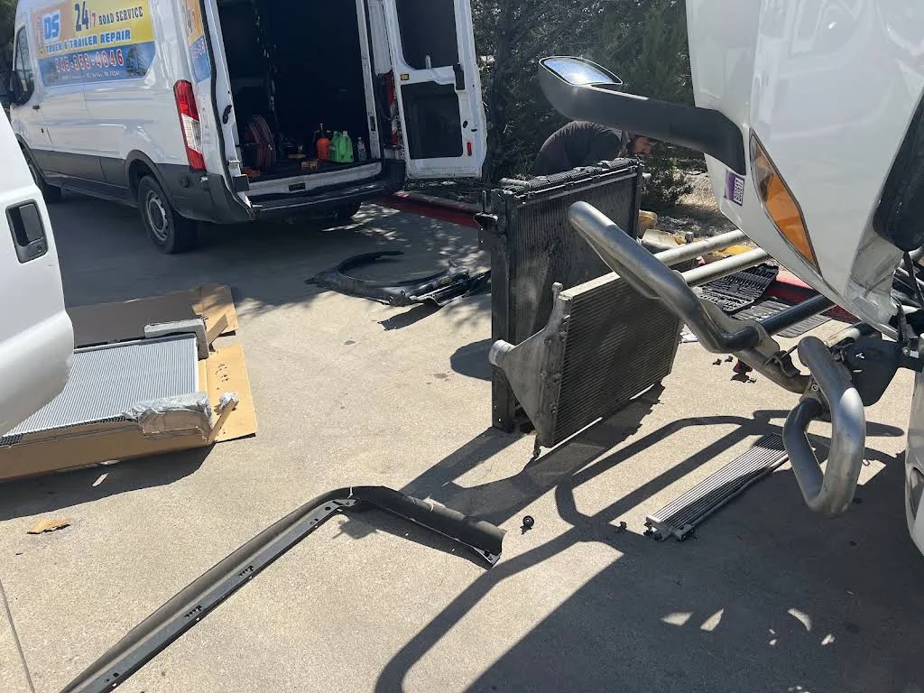 Truck or trailer repair photo shared by Ford Top