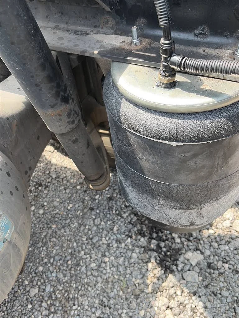 Truck air suspension bag replacement