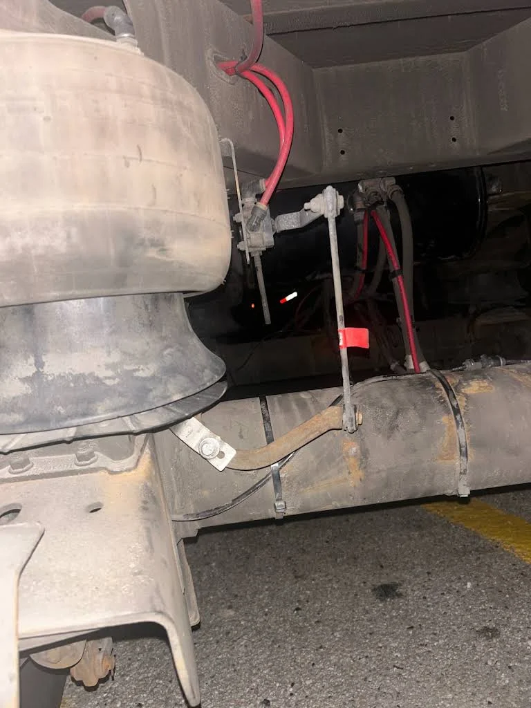 Truck air suspension linkage repair