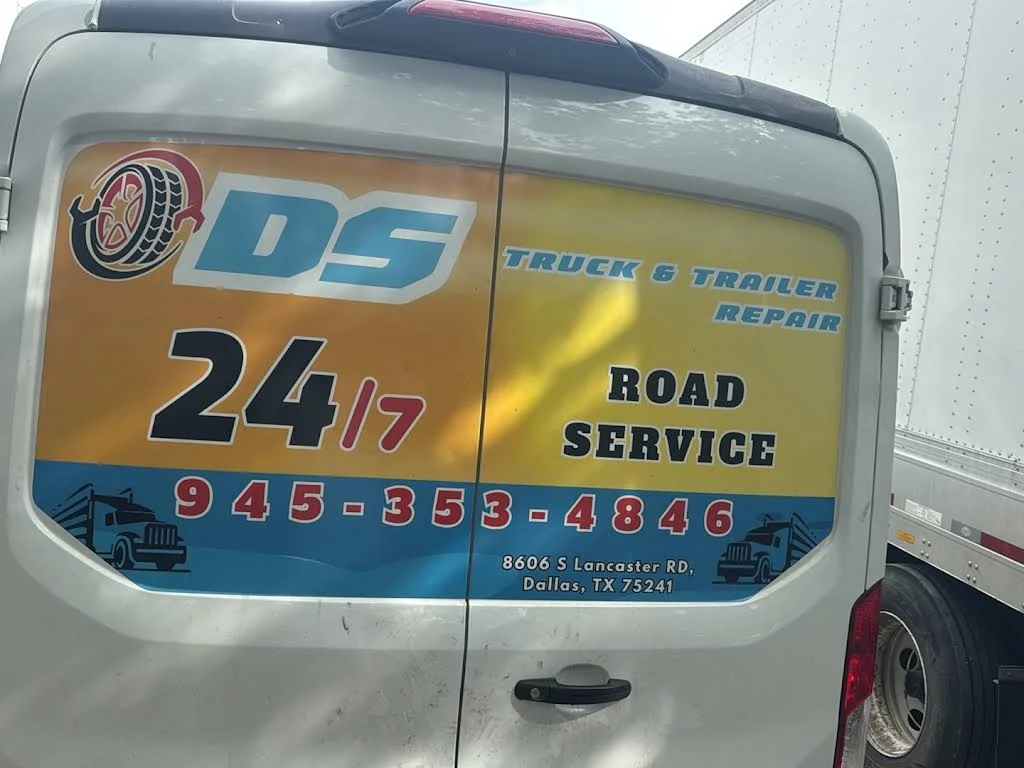 24/7 truck road service vehicle